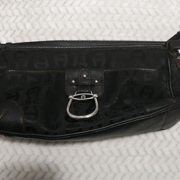 Purse - Picture 2 of 5